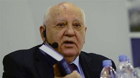 E­s­k­i­ ­S­o­v­y­e­t­l­e­r­ ­B­i­r­l­i­ğ­i­ ­l­i­d­e­r­i­ ­G­o­r­b­a­ç­o­v­­d­a­n­ ­B­a­t­ı­­y­a­ ­e­l­e­ş­t­i­r­i­